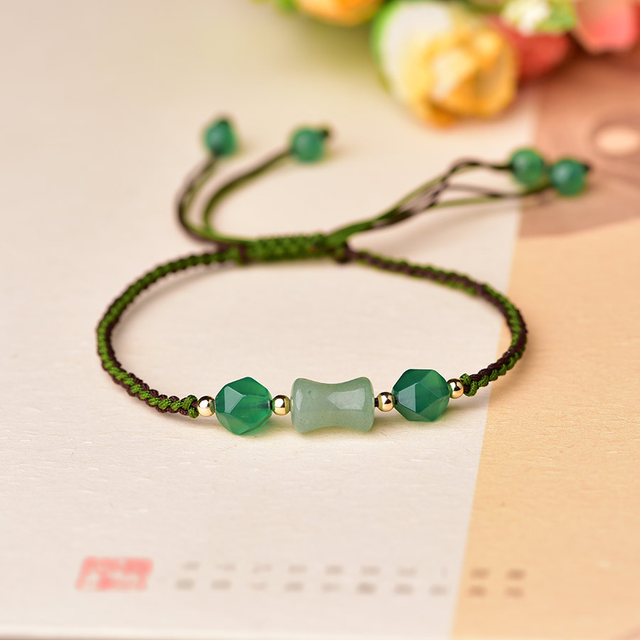 Beading - สร้อยข้อมือลูกปัดหยกธรรมชาติสีเขียว ของขวัญแฟชั่นสำหรับผู้หญิง กำไลข้อมือ เครื่องประดับแท้ แกะสลักจากอัญมณี วินเทจ