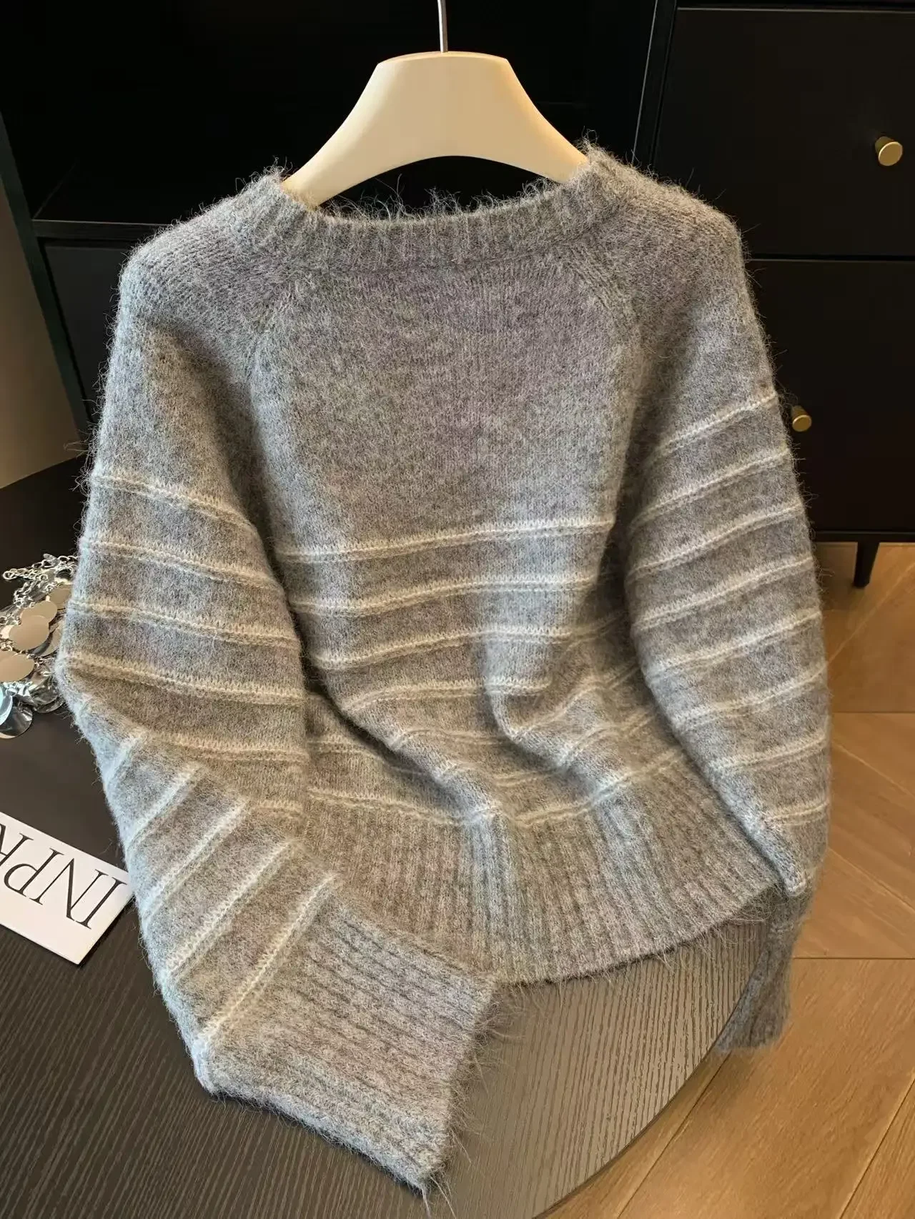 เสื้อสเวตเตอร์ไหมพรมแคชเมียร์ล - Embroidery บทวิจารณ์และราคา