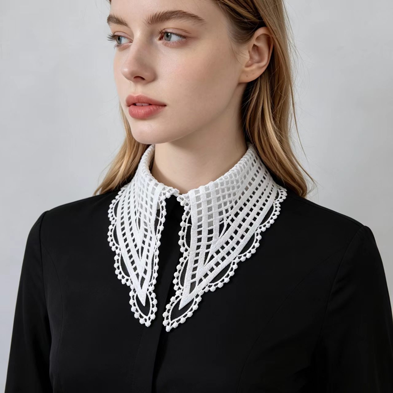 ปกเสื้อปลอมสีขาวสำหรับผู้หญิง  - Embroidery บทวิจารณ์และราคา