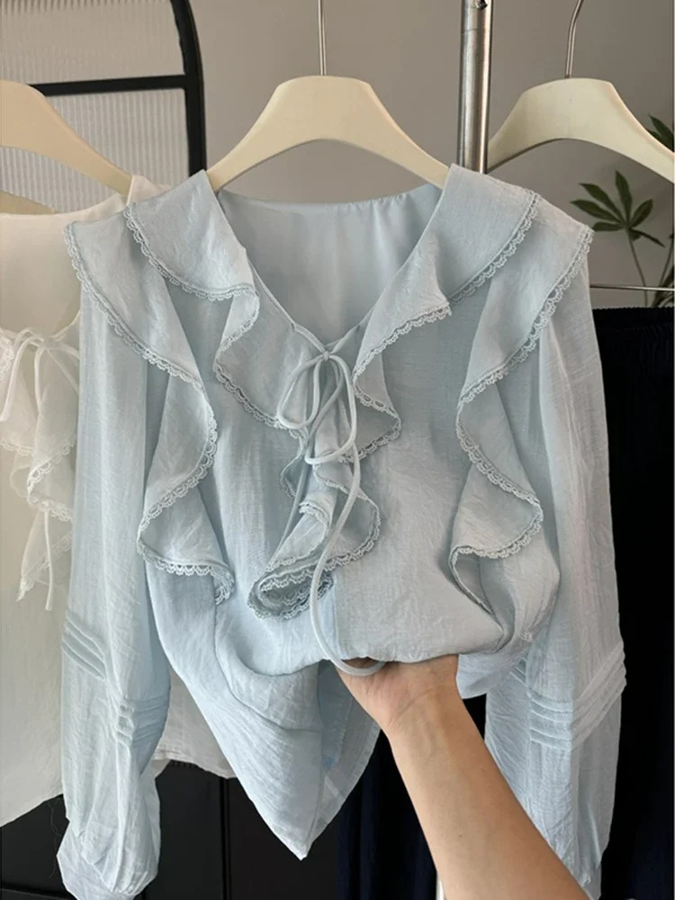เสื้อเบลาส์แขนยาวคอวีสไตล์ฝรั่ - Embroidery บทวิจารณ์และราคา